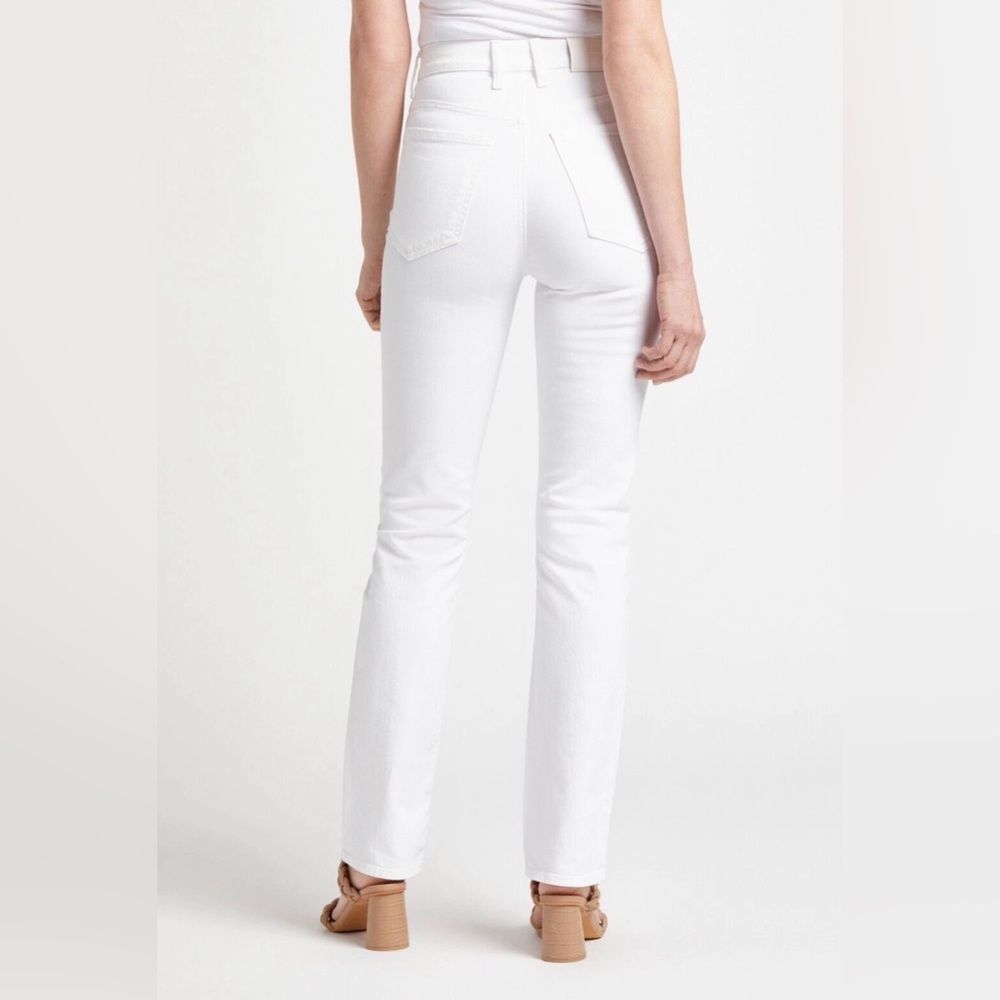 NWT 7 For All Mankind Easy Slim White Jeans Size 24